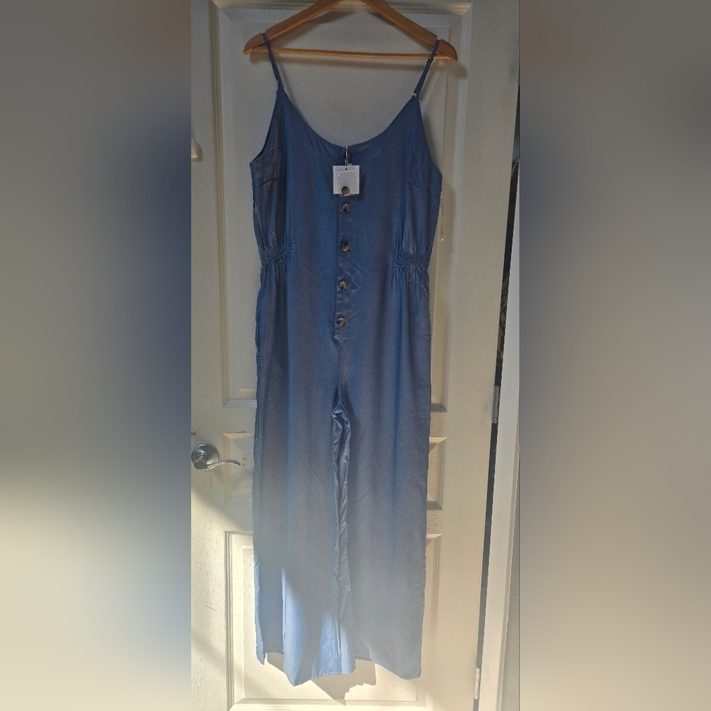 NWT Hayden Los Angeles Cropped Chambray Jumpsuit with Button Detail Size Large